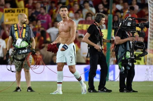 天天盈球-葡萄牙主帅：C罗打替补是战术选择 他还是世界最佳