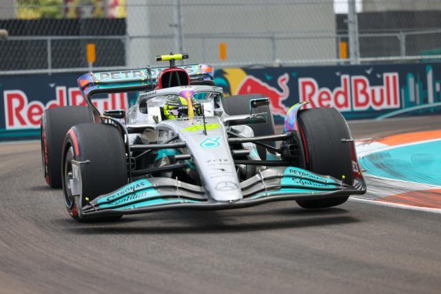 天天盈球-从队尾追至第5+斩获最佳车手 老汉想和红牛掰手腕