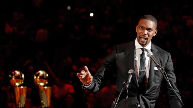 天天盈球即时比分直播-即将迈入名人堂！波什的生涯就是NBA长人演变史