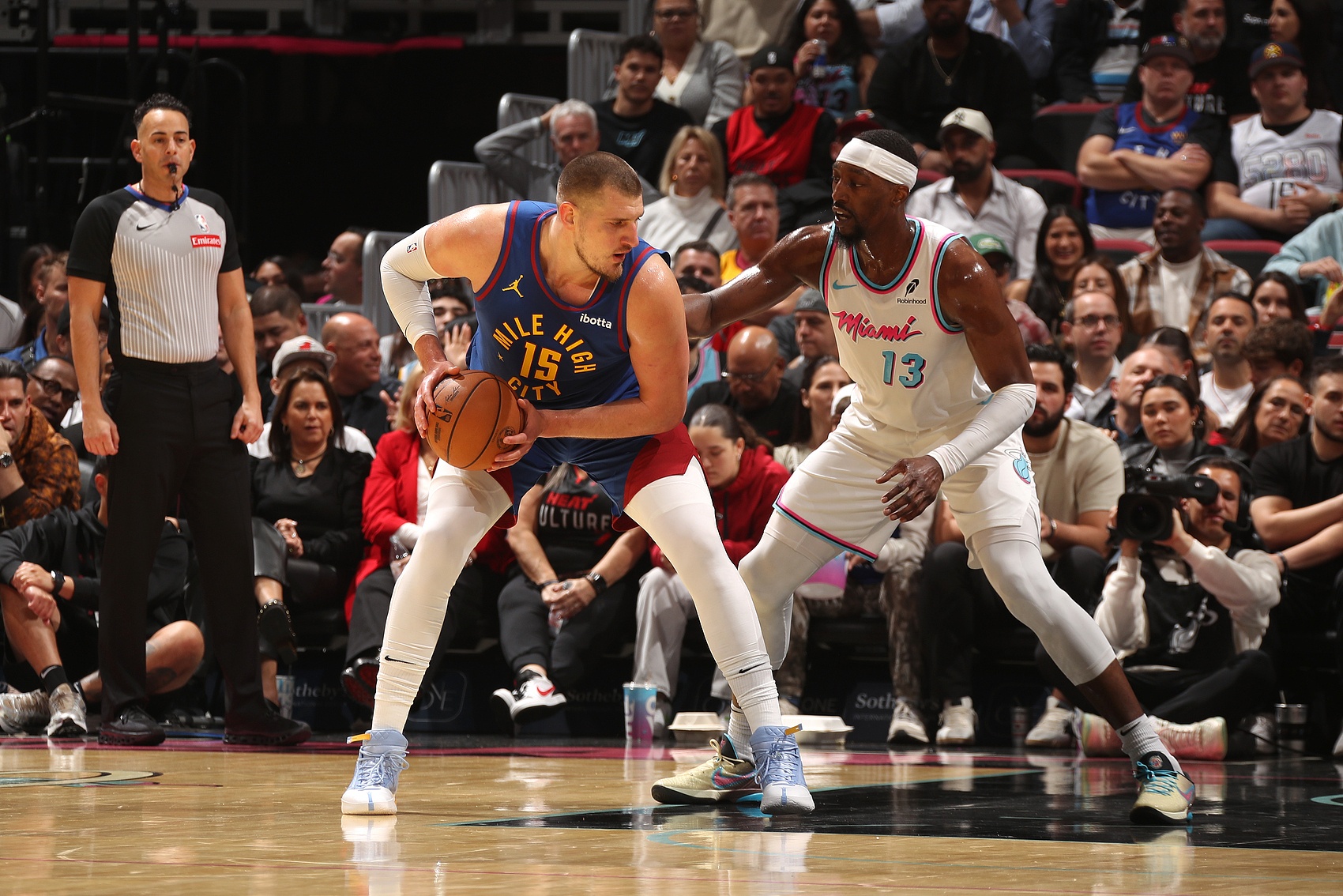 天天盈球即时比分直播-Skip：东契奇&amp;库里等人拿83分我都接受 但场均18分的阿德巴约不行